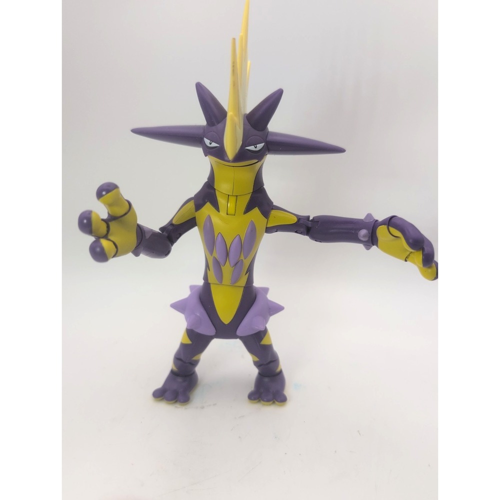 Toxtricity Pokemon Action Figure, Trainer Team Series